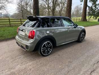 Used MINI Hatch 2018 for sale - 75232302: Photo