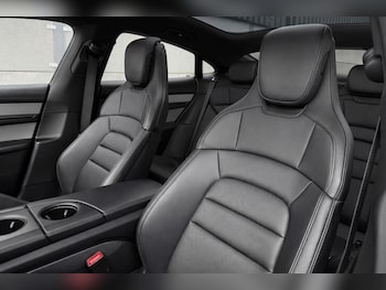 Used Porsche Taycan 2021 for sale - 77559753: Photo