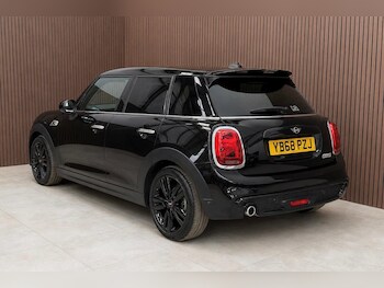 Used MINI Hatch 2018 for sale - 78475565: Photo