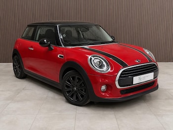 Used MINI Hatch 2018 for sale - 79374471: Photo