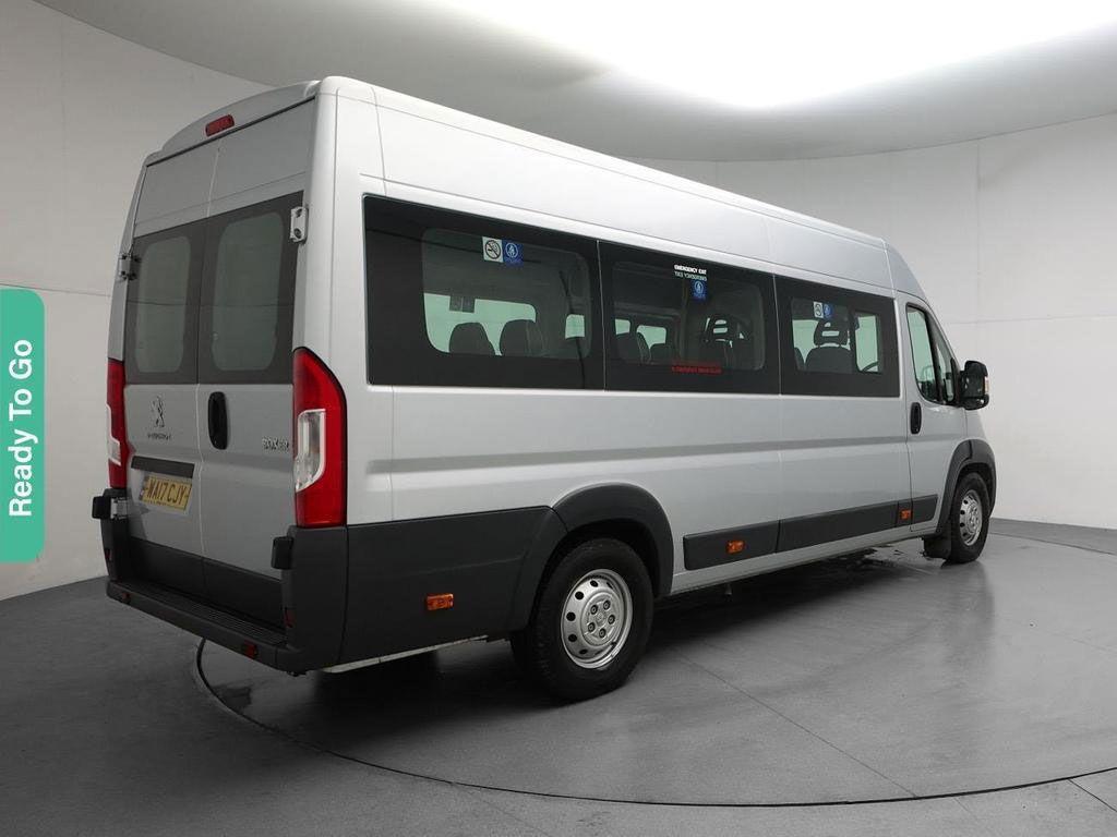 Vehicle 33