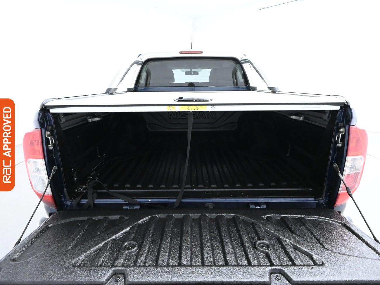 Used Nissan Navara 2018 for sale - 75932668: Photo 13