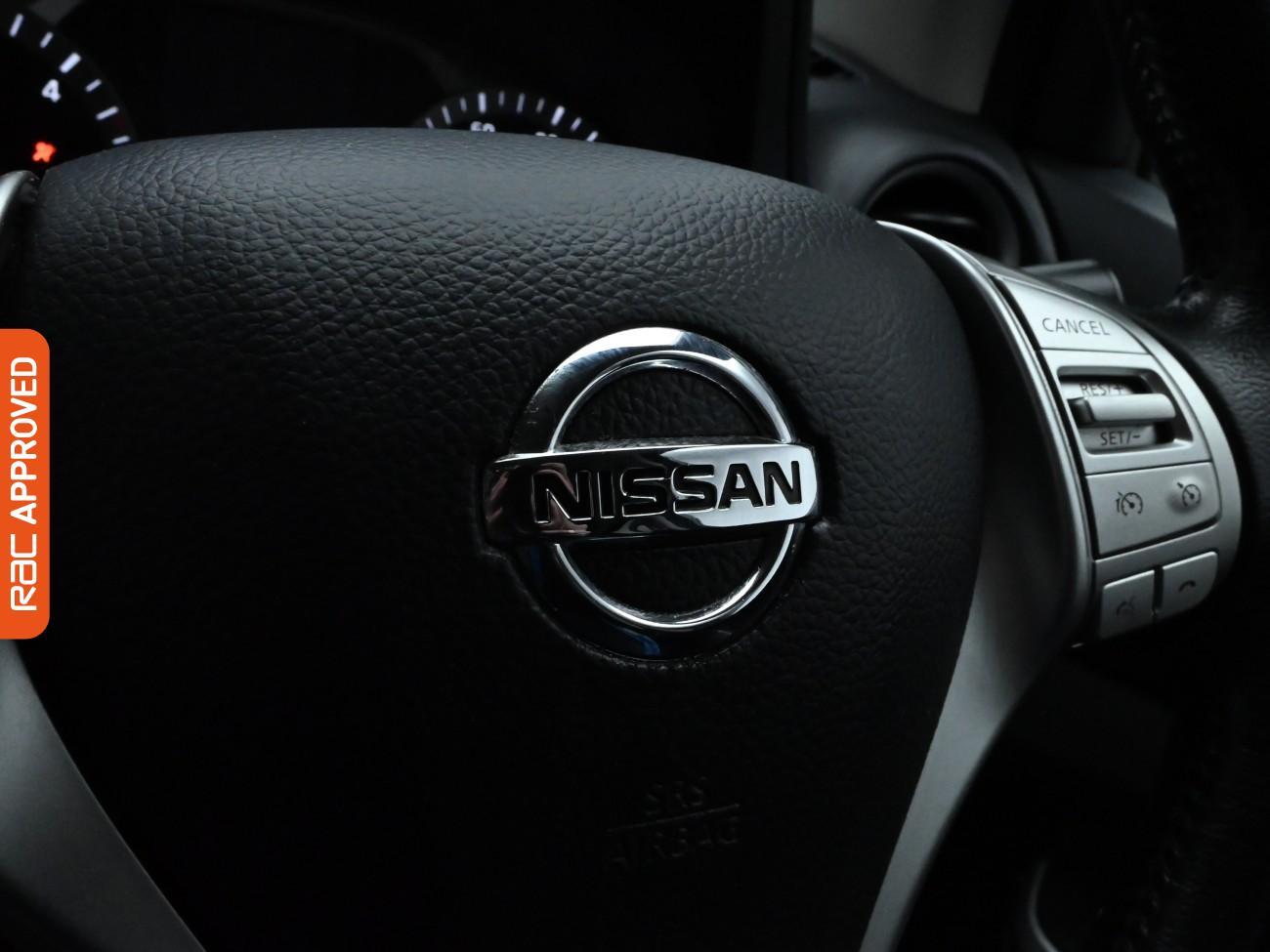 Used Nissan Navara 2018 for sale - 75932668: Photo 19