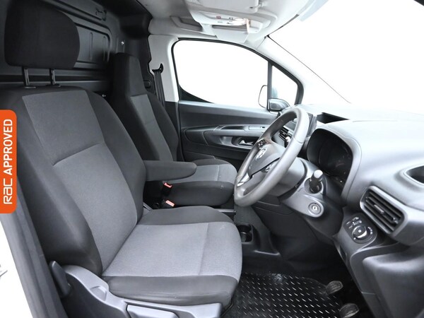 Used Vauxhall Combo 2021 for sale - 75068810: Photo 2