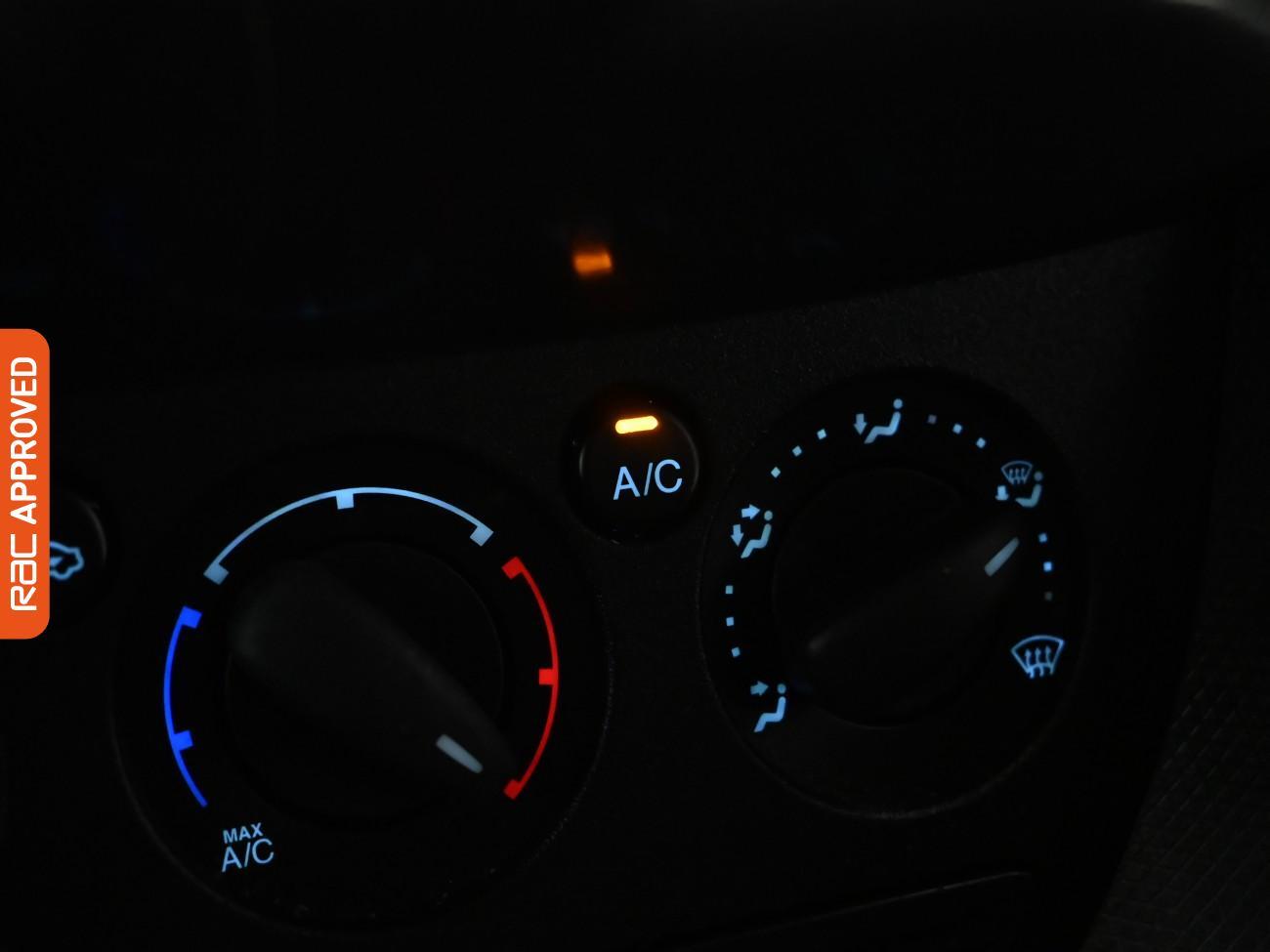 Used Ford Tourneo Connect 2015 for sale - 76916361: Photo 15