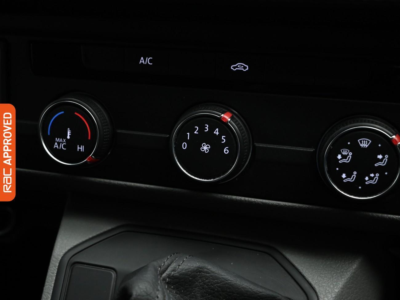 Used Volkswagen Transporter 2021 for sale - 76364683: Photo 14