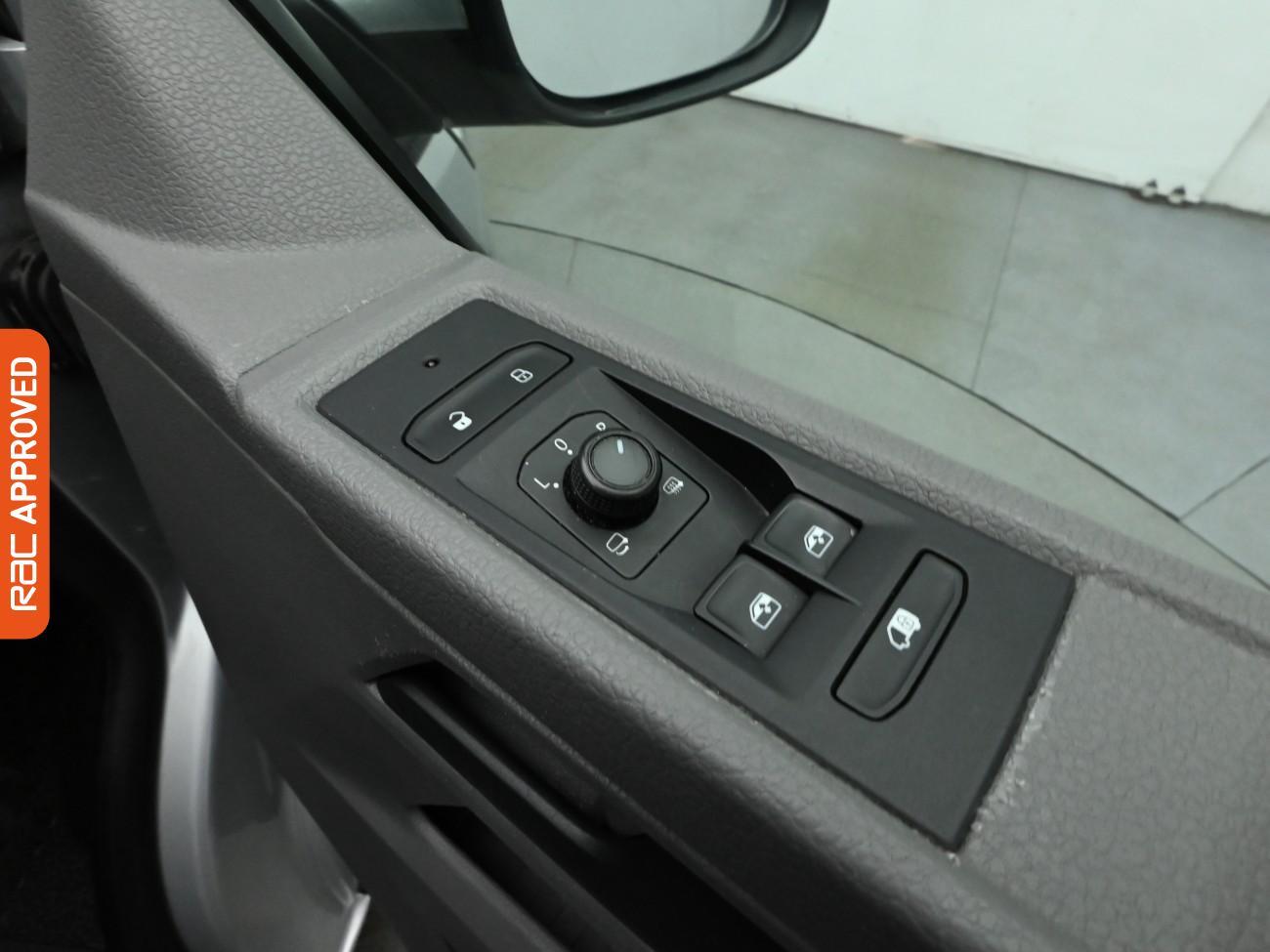 Used Volkswagen Transporter 2021 for sale - 76364683: Photo 23