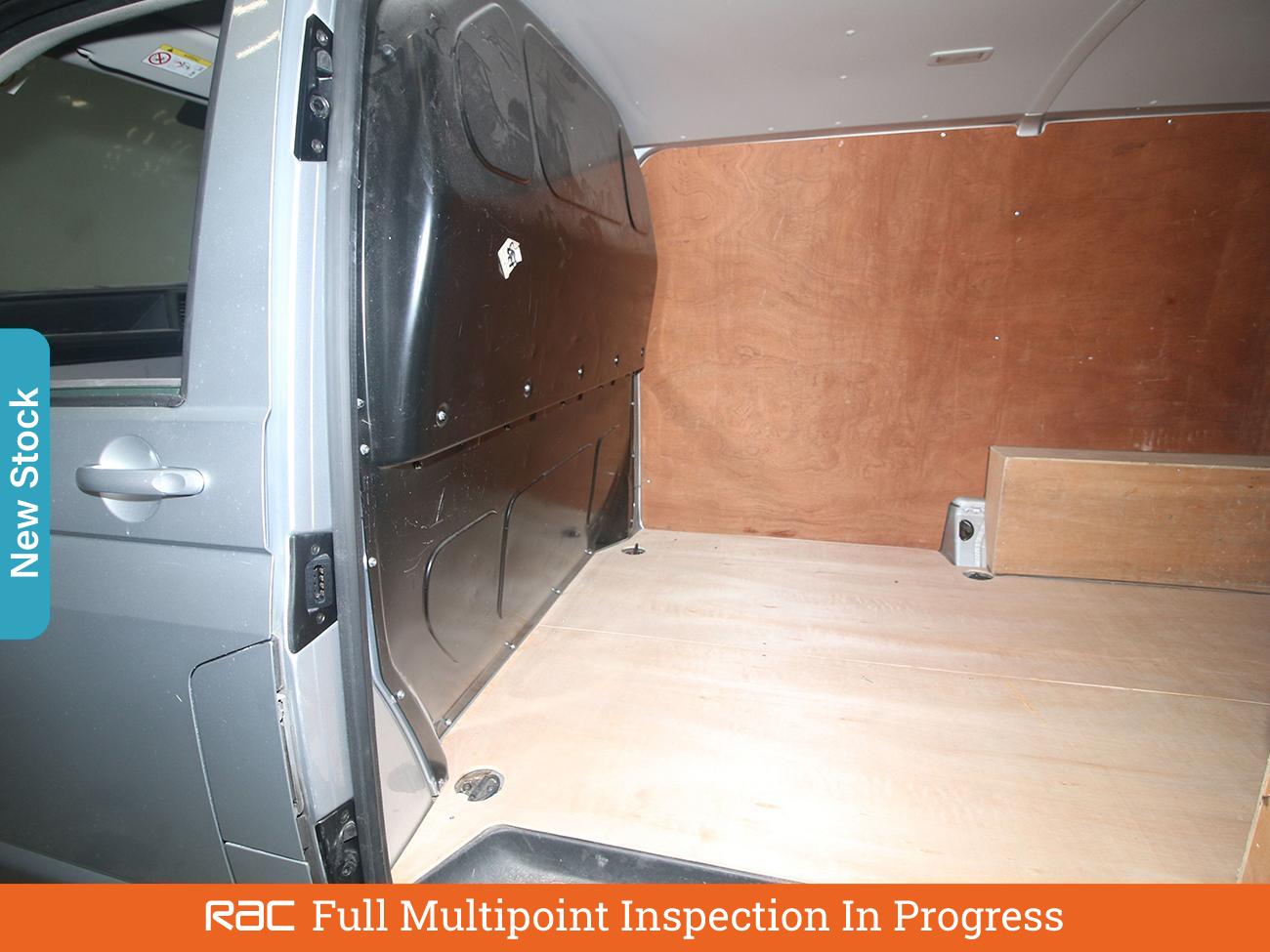 Used Volkswagen Transporter 2021 for sale - 76364683: Photo 3