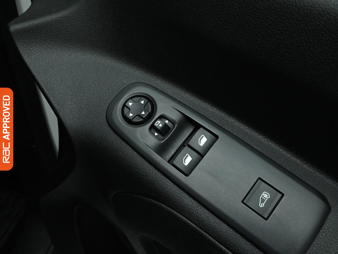 Used Vauxhall Combo 2025 for sale - 75735623: Photo 24