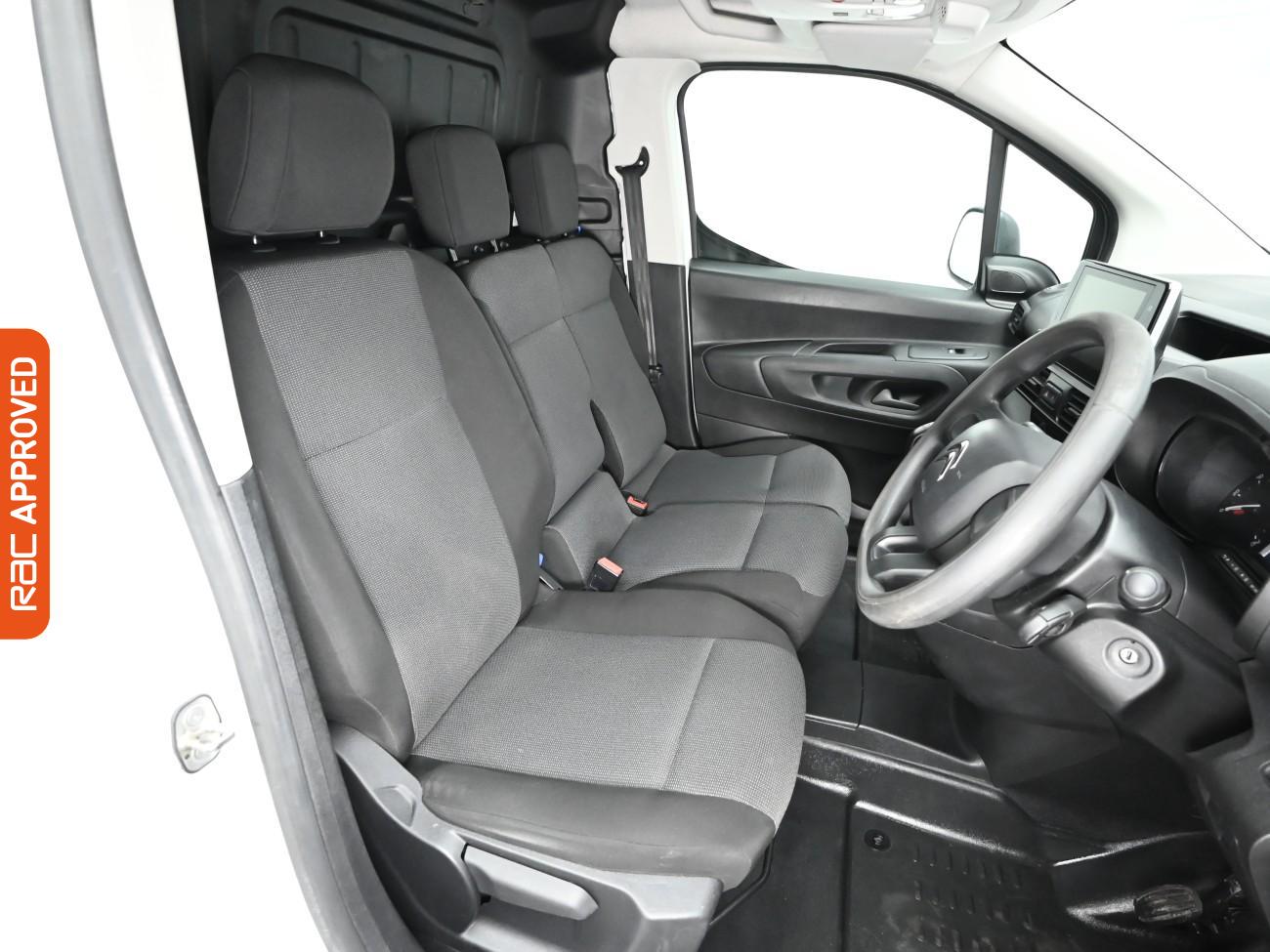 Used Citroen Berlingo 2020 for sale - 76480948: Photo 2