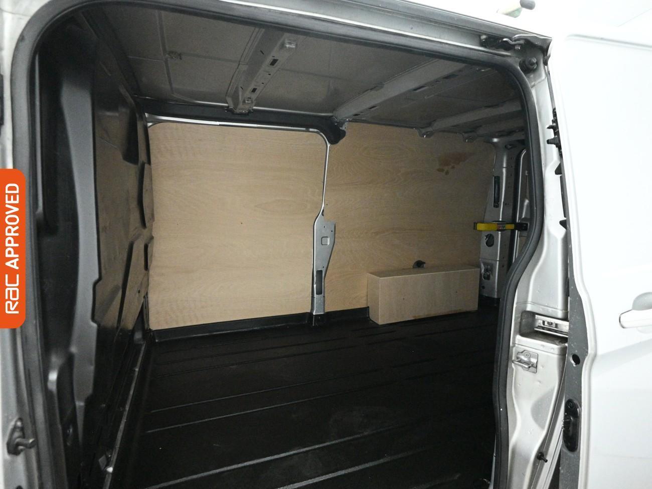 Used Ford Transit Custom 2016 for sale - 77432130: Photo 12