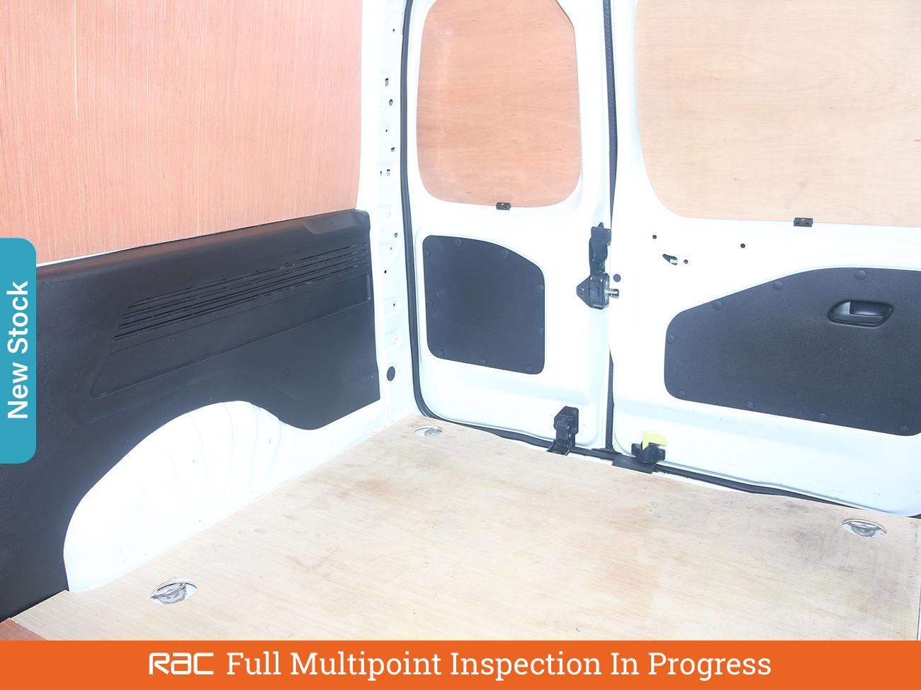Used Vauxhall Combo 2022 for sale - 76364682: Photo 2