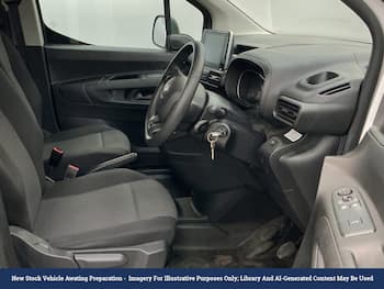 Used Toyota ProAce 2023 for sale - 79865159: Photo