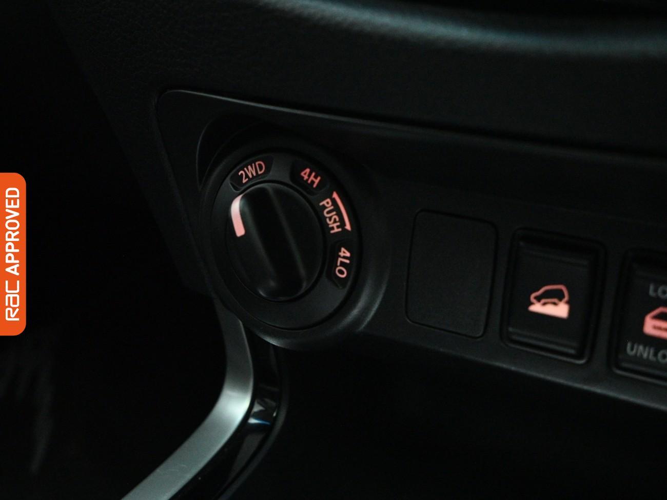 Used Nissan Navara 2021 for sale - 75823686: Photo 23