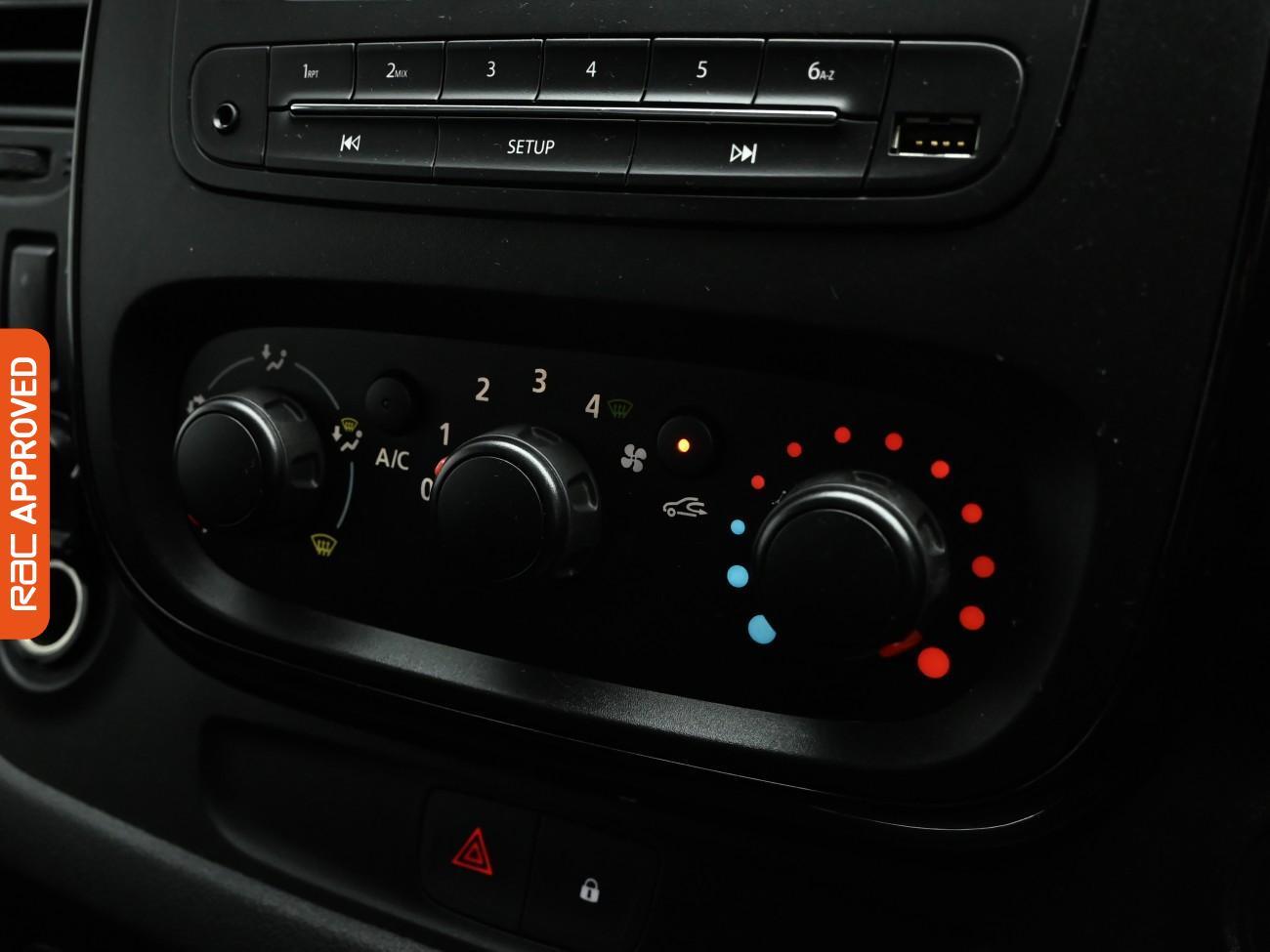 Used Vauxhall Vivaro 2018 for sale - 76207021: Photo 16