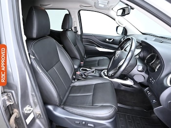 Used Nissan Navara 2021 for sale - 75356560: Photo