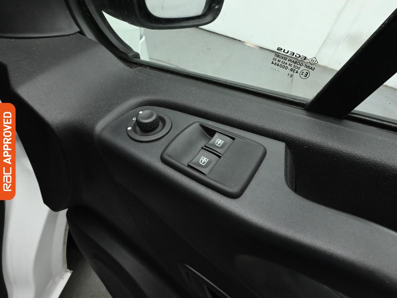 Used Nissan NV300 2021 for sale - 77138838: Photo 25