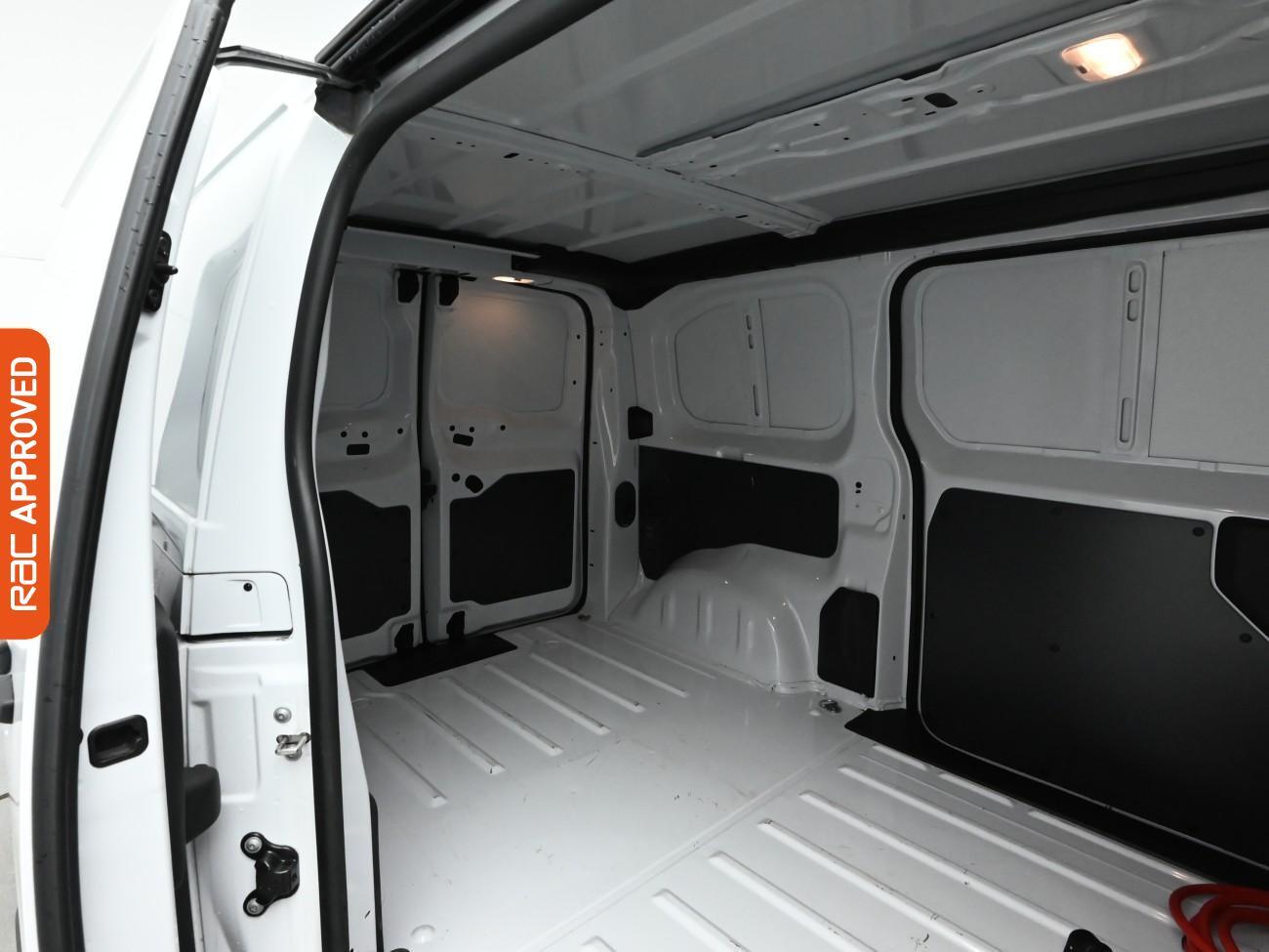 Used Peugeot e-Expert 2024 for sale - 76581661: Photo 15