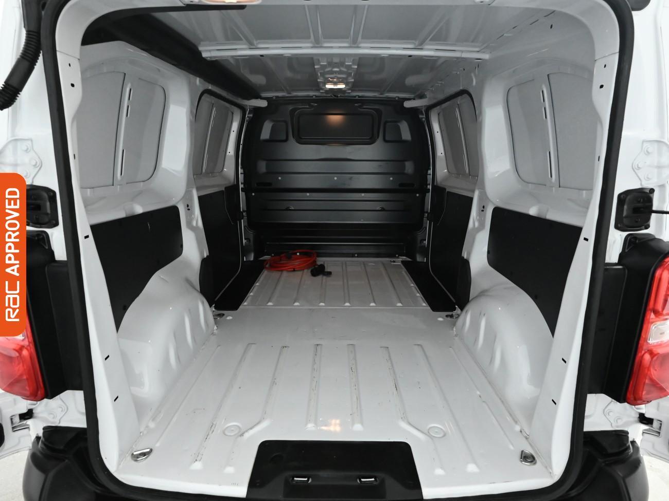 Used Peugeot e-Expert 2024 for sale - 76581661: Photo 3