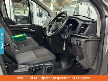 Used Ford Tourneo Custom 2020 for sale - 75504351: Photo