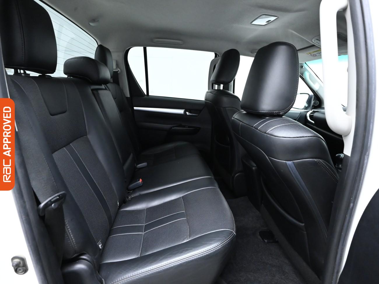 Used Toyota Hilux 2019 for sale - 75945656: Photo 13