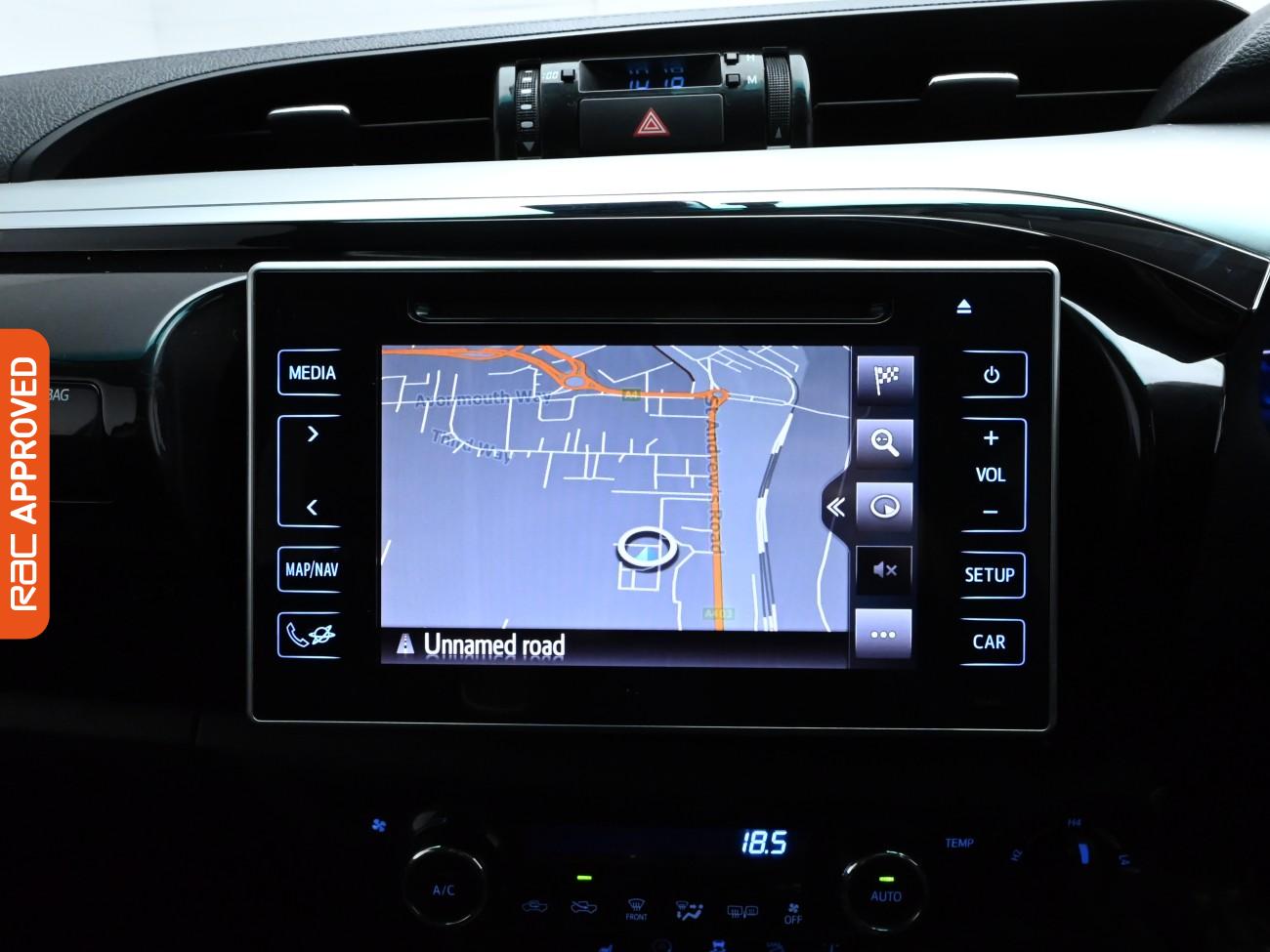 Used Toyota Hilux 2019 for sale - 75945656: Photo 19