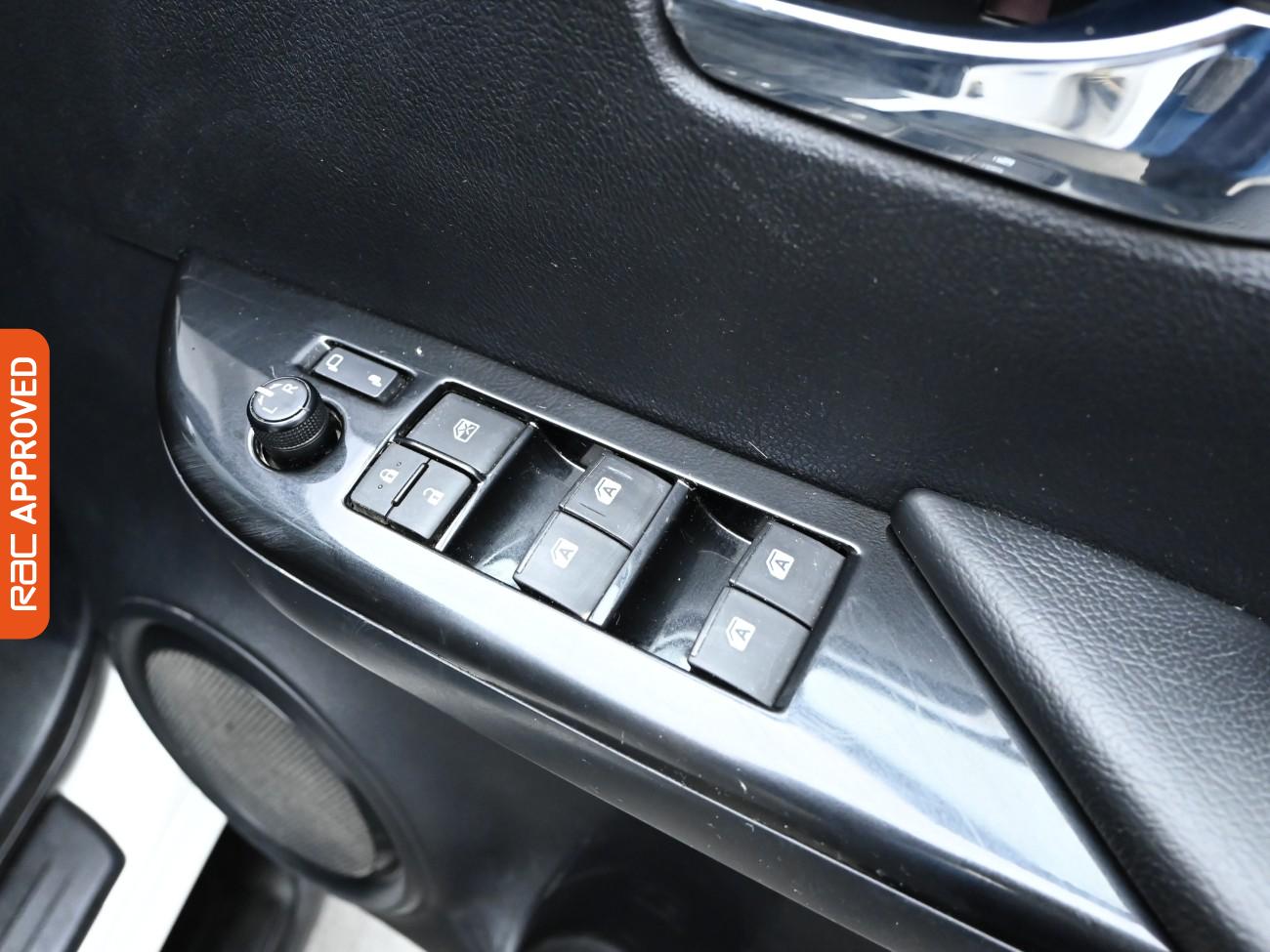 Used Toyota Hilux 2019 for sale - 75945656: Photo 25