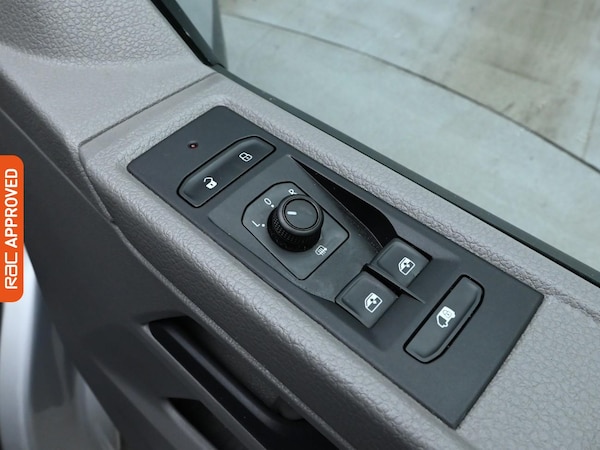 Used Volkswagen Transporter 2021 for sale - 75603961: Photo 23