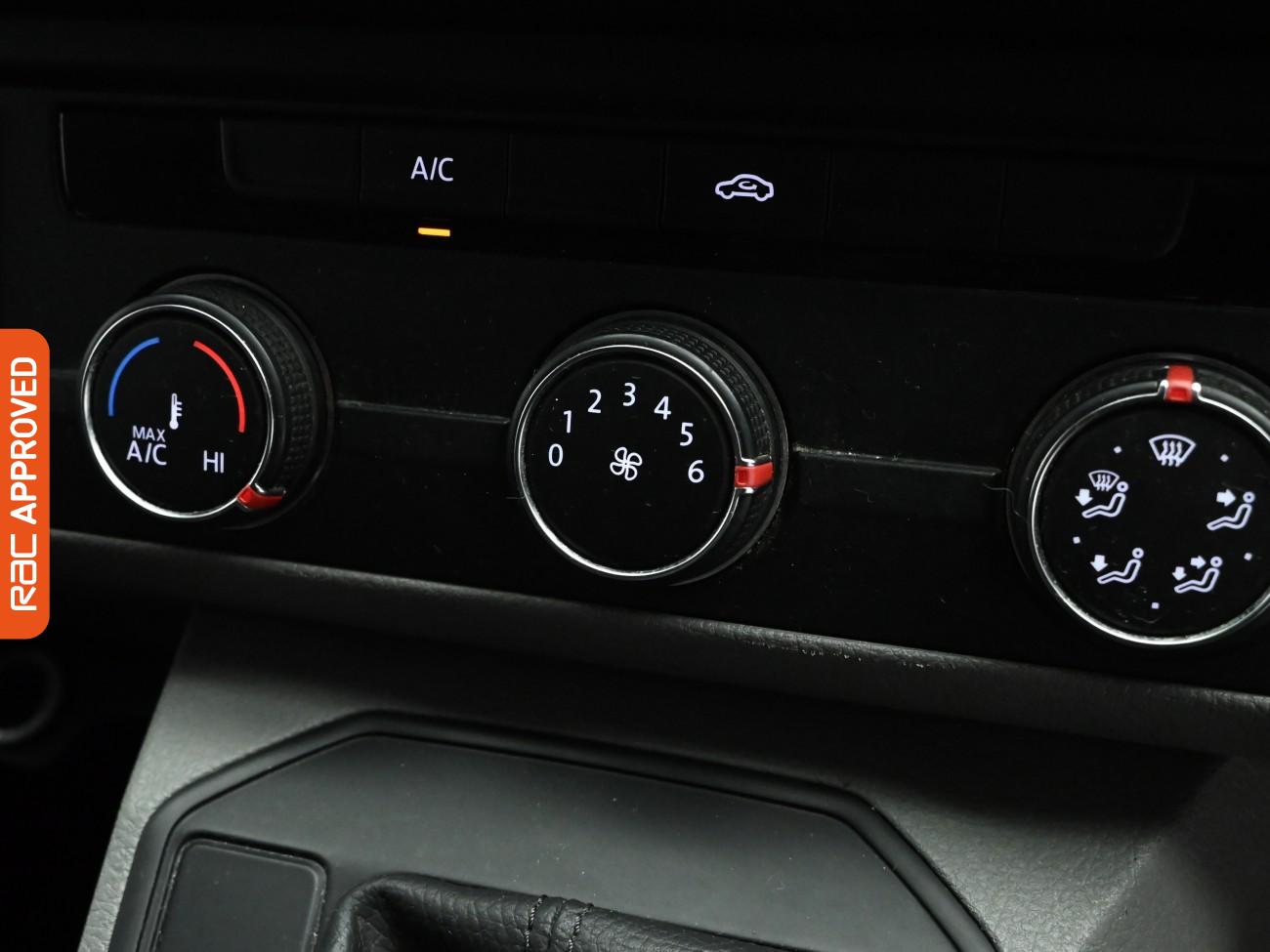 Used Volkswagen Transporter 2021 for sale - 76509072: Photo 14