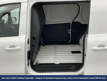 Used Nissan Other 2024 for sale - 78931931: Photo
