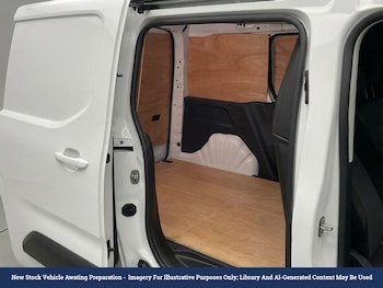 Used Toyota ProAce 2023 for sale - 79636968: Photo