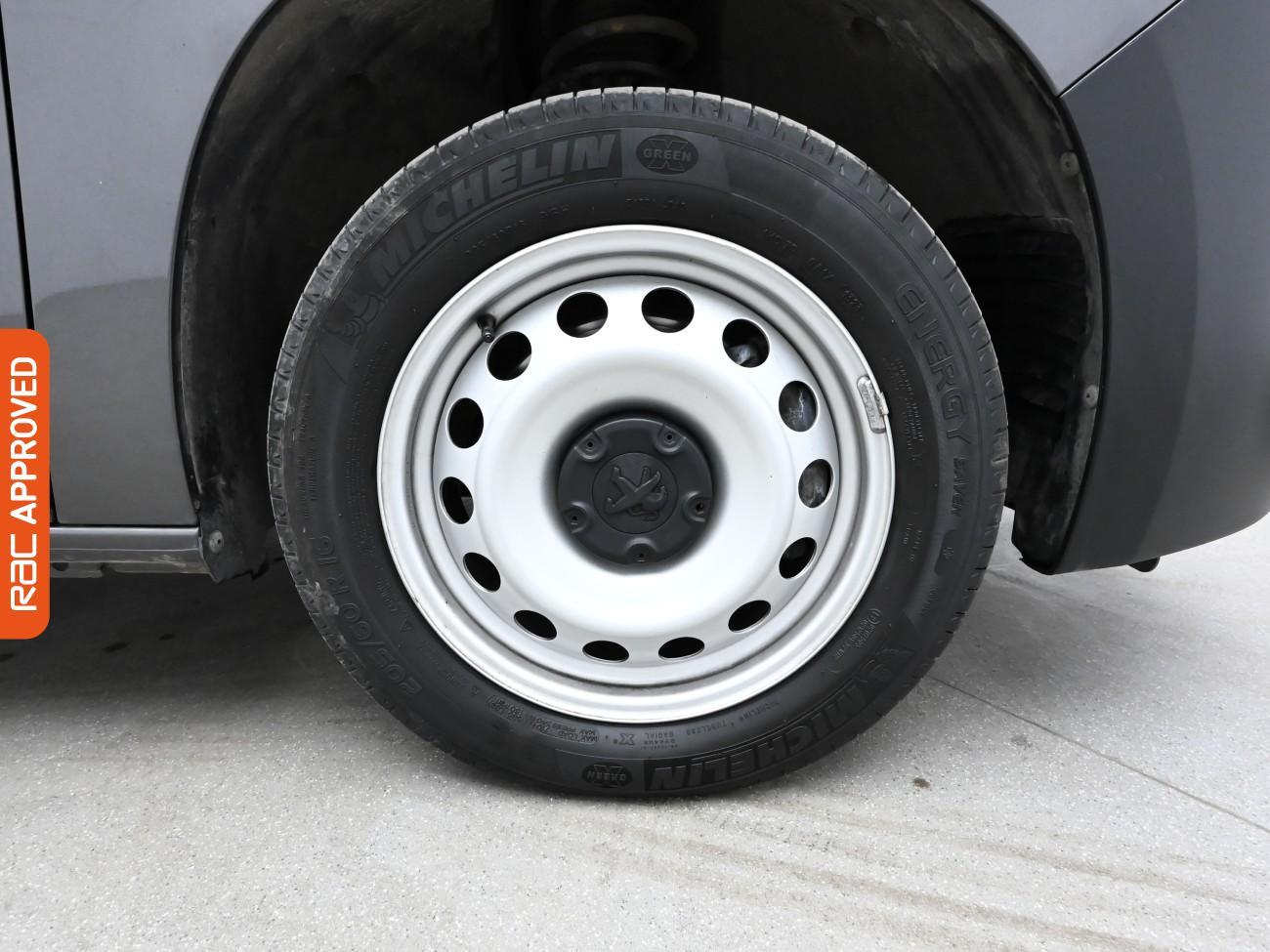Vehicle 25