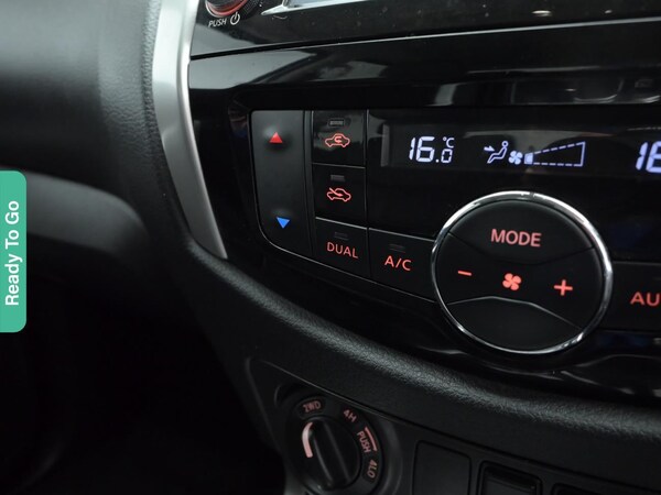 Used Nissan Navara 2020 for sale - 75787175: Photo 19