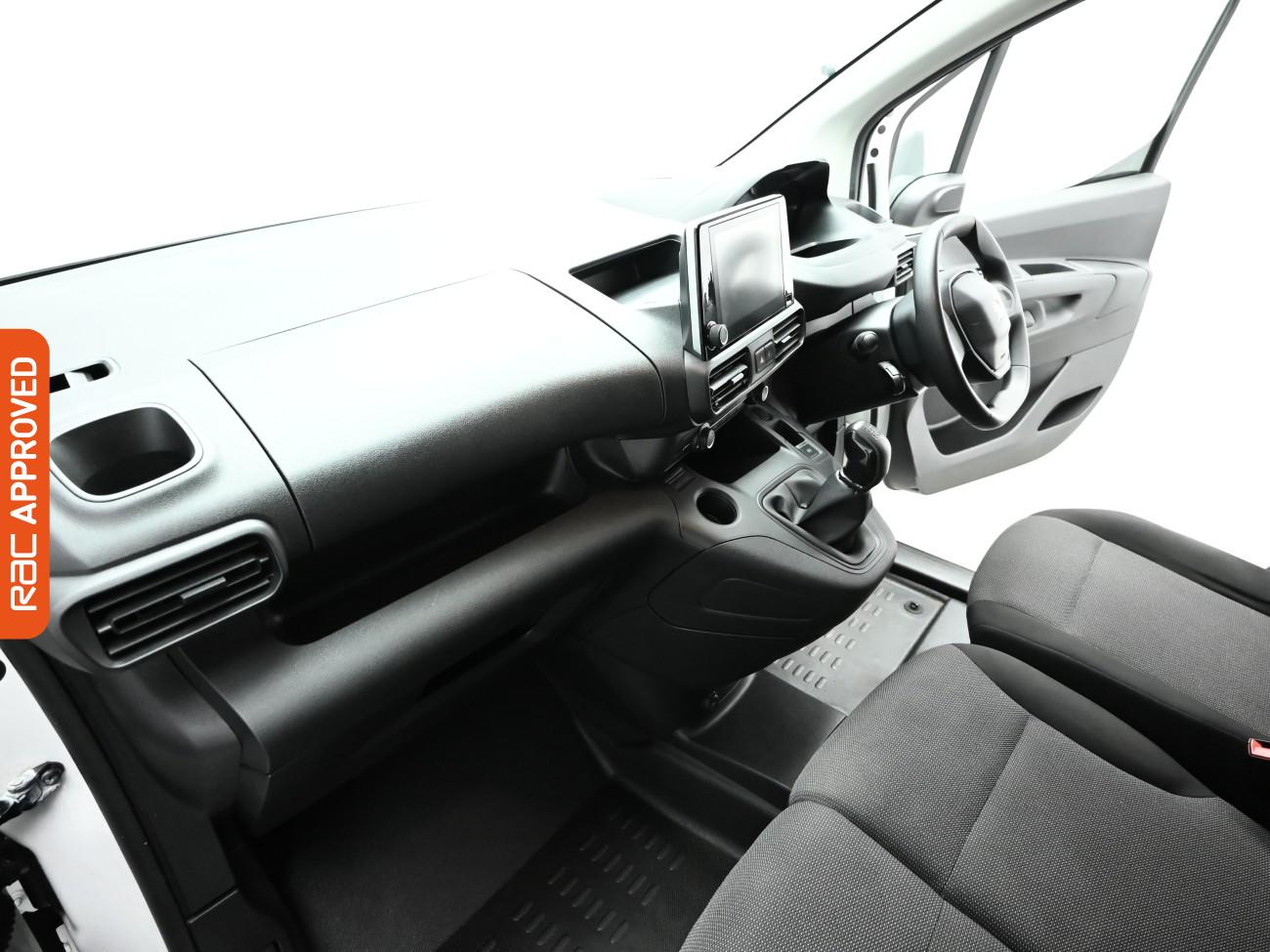 Used Peugeot Partner 2021 for sale - 77000617: Photo 23