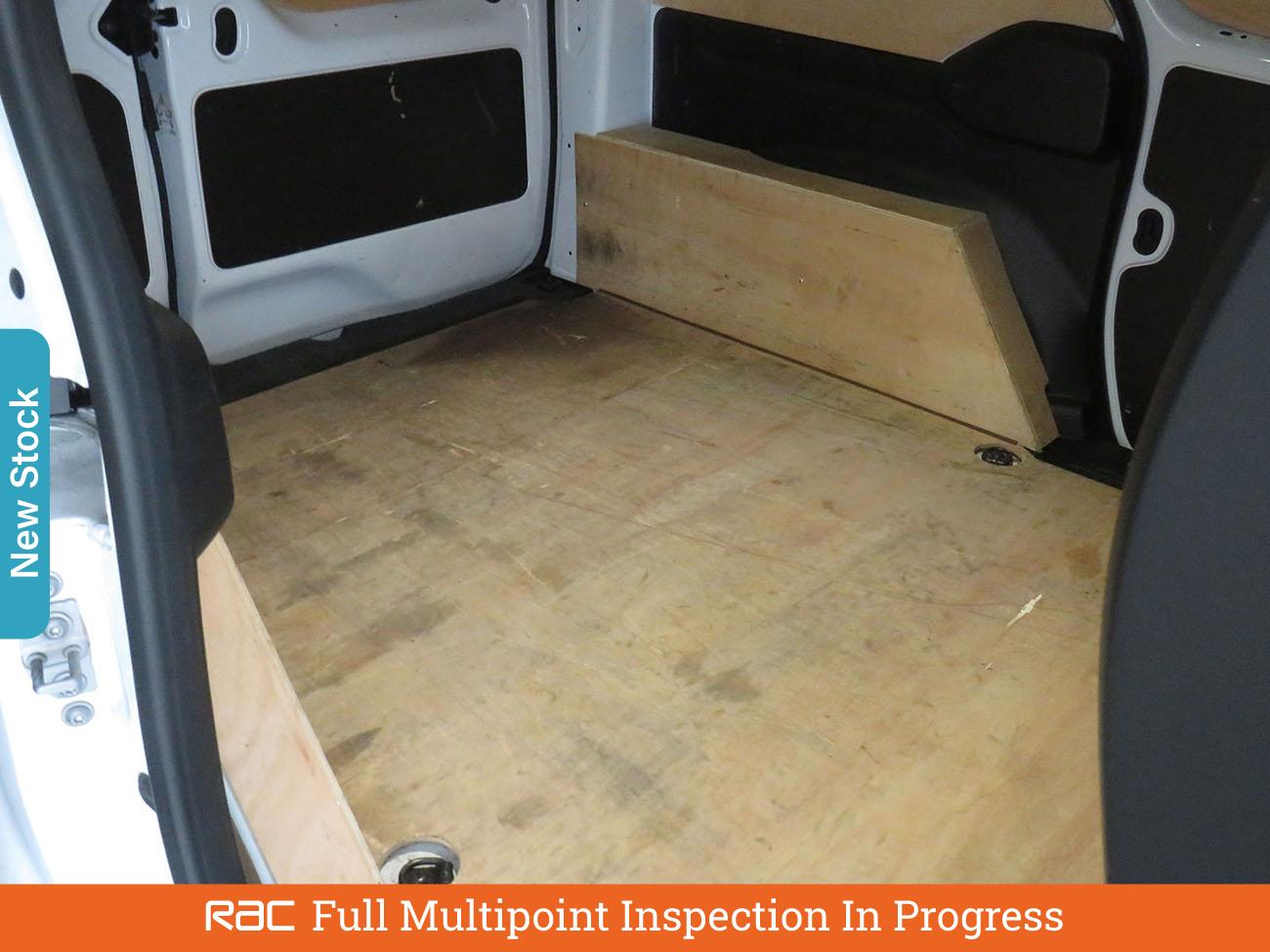 Used Renault Kangoo 2024 for sale - 77989608: Photo 4