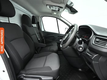 Used Nissan Primastar 2023 for sale - 77286900: Photo