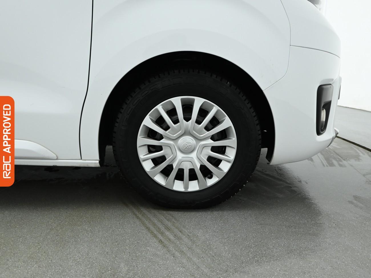 Used Toyota PROACE CITY Verso 2025 for sale - 76611860: Photo 28