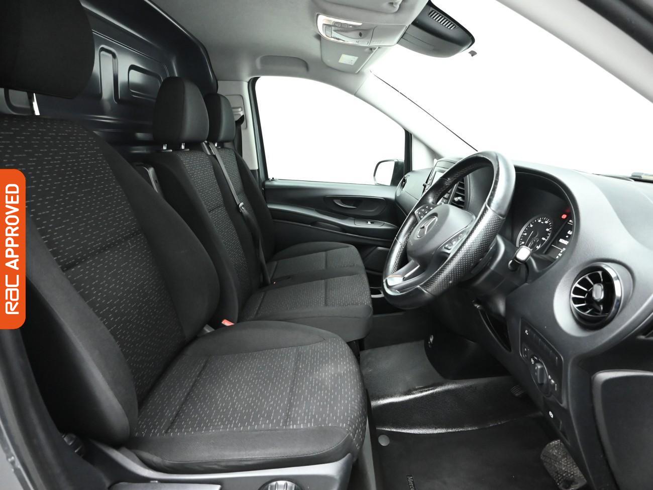 Used Mercedes-Benz Vito 2021 for sale - 77546578: Photo 2