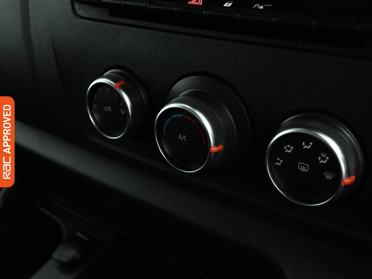 Used Renault Master 2023 for sale - 76845498: Photo 15