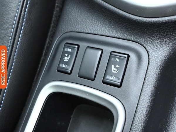Used Nissan Navara 2021 for sale - 75523361: Photo 19