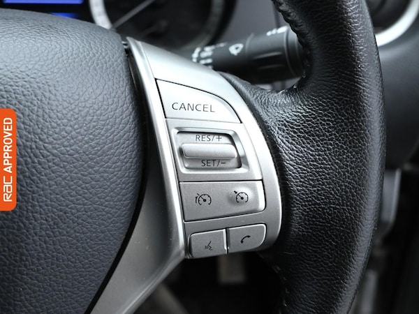 Used Nissan Navara 2021 for sale - 75523361: Photo 22