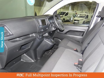 Used Peugeot e-Expert 2024 for sale - 76065244: Photo