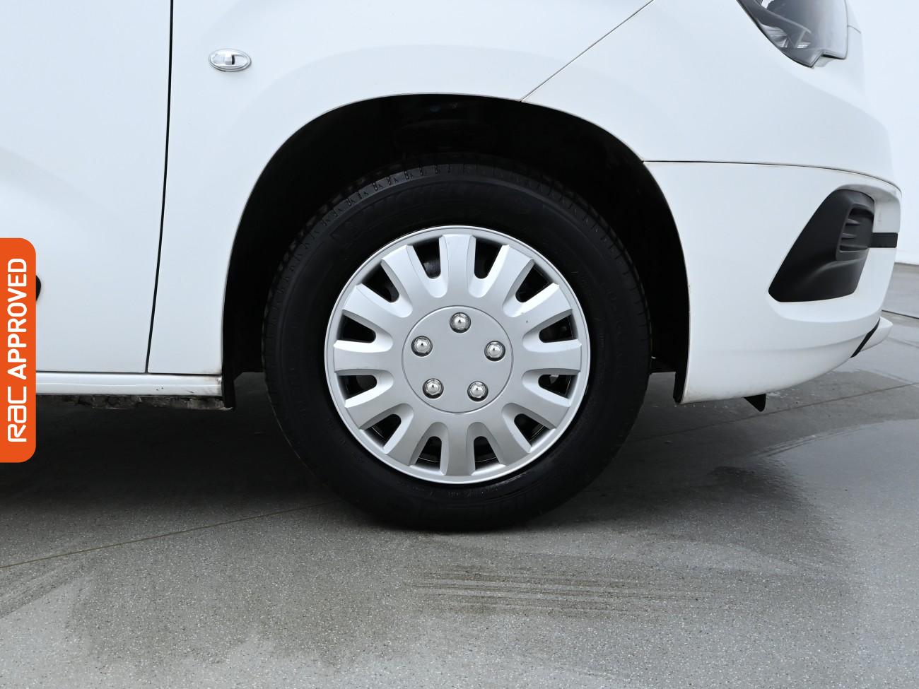 Used Vauxhall Combo 2020 for sale - 75898752: Photo 3