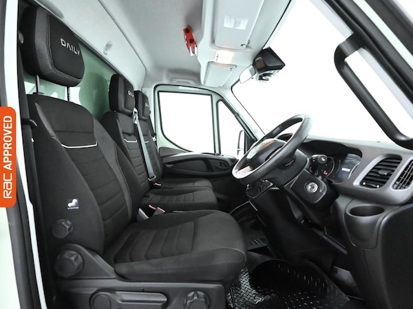 Used Iveco Daily 2023 for sale - 74163987: Photo 2