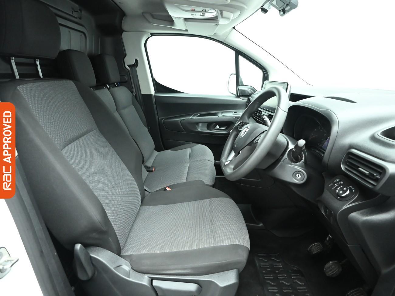 Used Vauxhall Combo 2021 for sale - 76341243: Photo 2