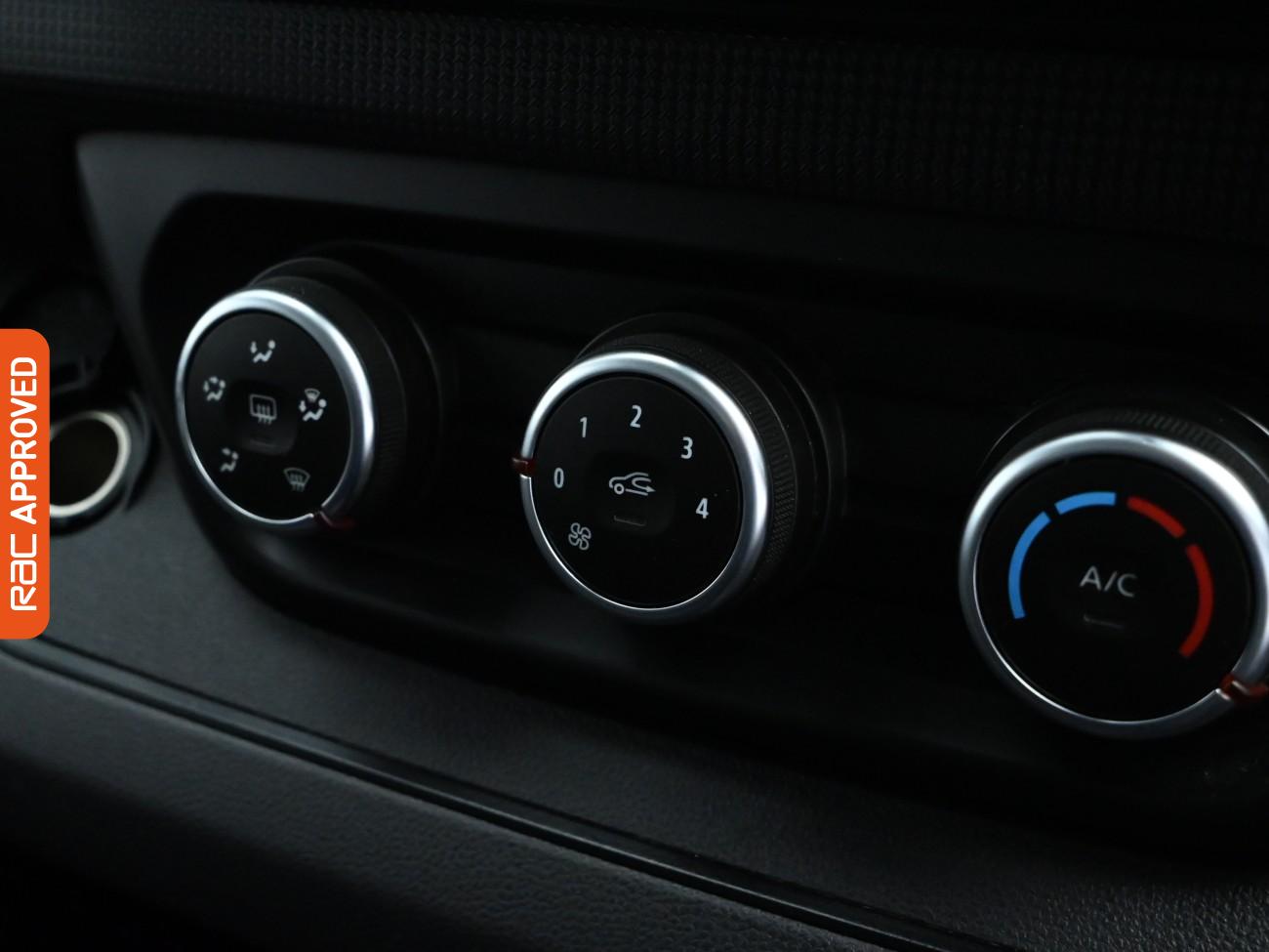 Used Renault Trafic 2023 for sale - 76697727: Photo 16