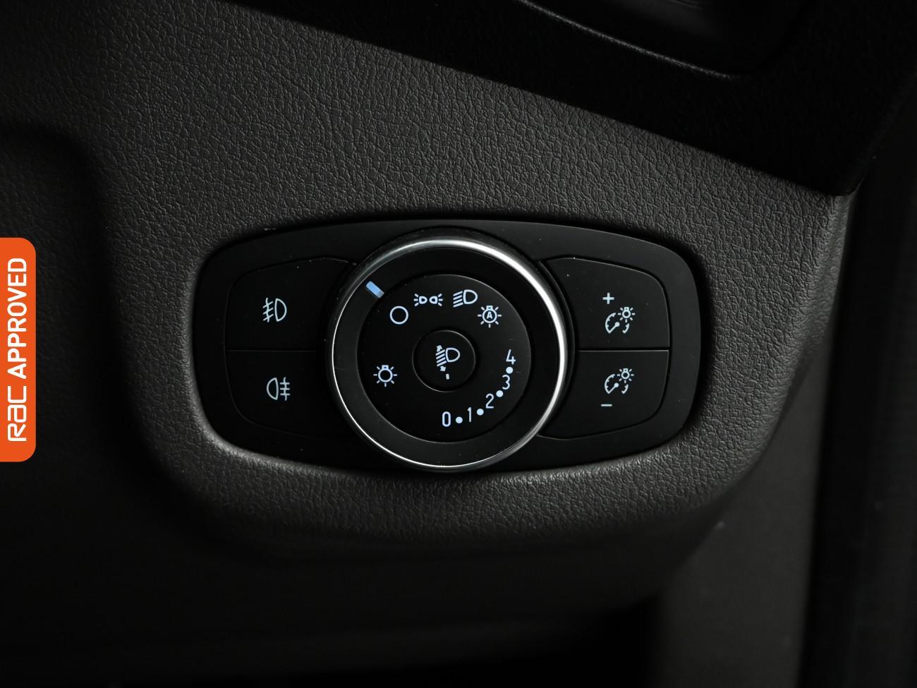 Used Ford Transit Connect 2019 for sale - 76896189: Photo 16