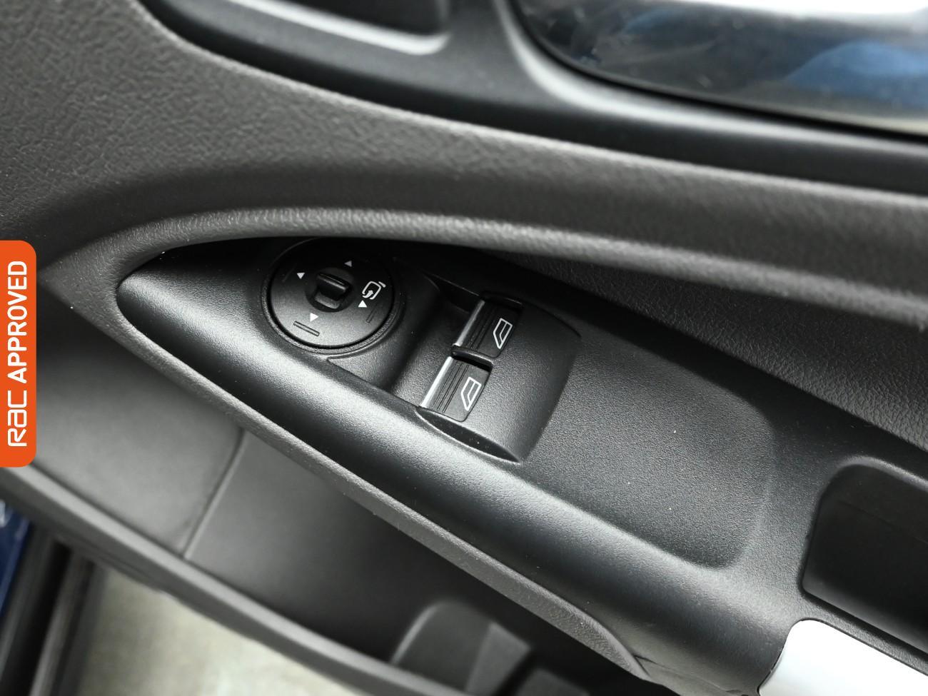 Used Ford Transit Connect 2019 for sale - 76896189: Photo 23