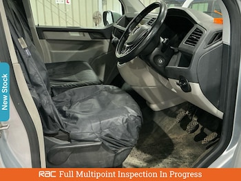 Used Volkswagen Transporter 2019 for sale - 76462282: Photo