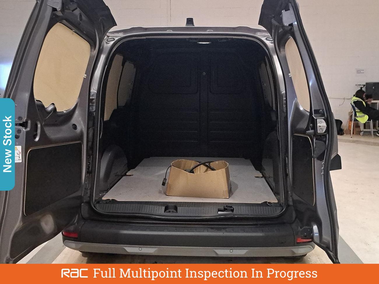 Used Renault Kangoo 2023 for sale - 76401666: Photo 4